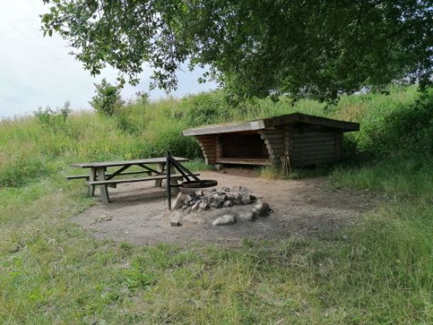 Harteværket shelter overnat i det fri Kolding